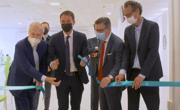 Opens today the Multimedica Marelli Vaccinal Center from the collaboration between Gruppo Multimedica and Campari Group Opens today the Multimedica Marelli Vaccinal Center from the collaboration between Gruppo Multimedica and Campari Group